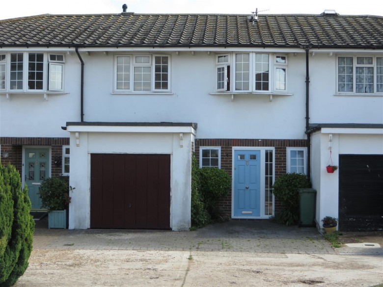 Click the photo for more details of Pinewood Close, Seaford