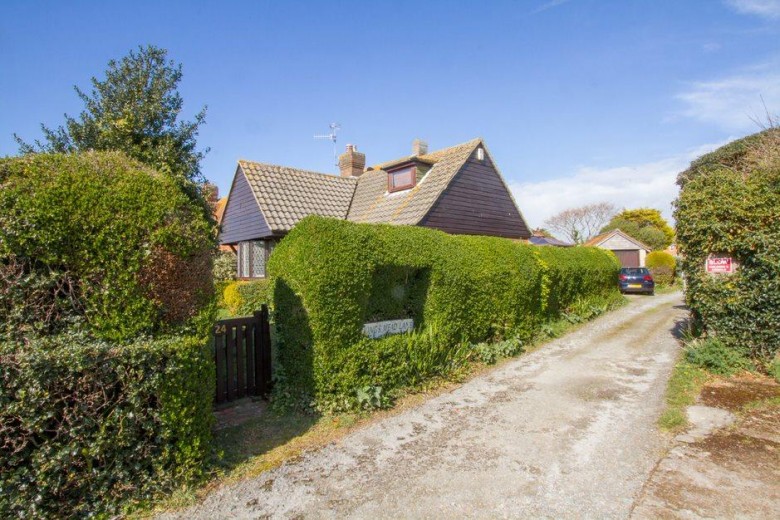Click the photo for more details of Carlton Road, Seaford
