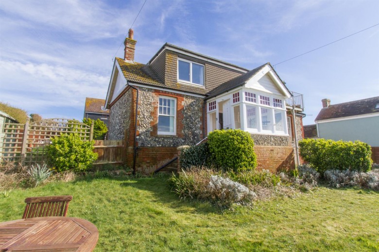 Click the photo for more details of Kimberley Road, Seaford