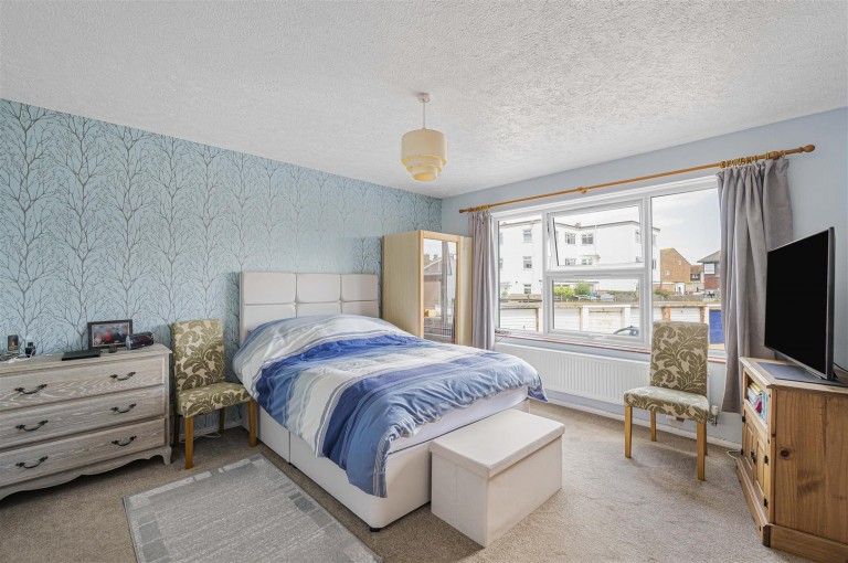 Images for Dane Close, Seaford