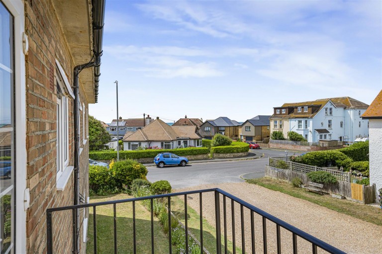 Images for 94 Claremont Road, Seaford