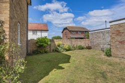 Images for 94 Claremont Road, Seaford