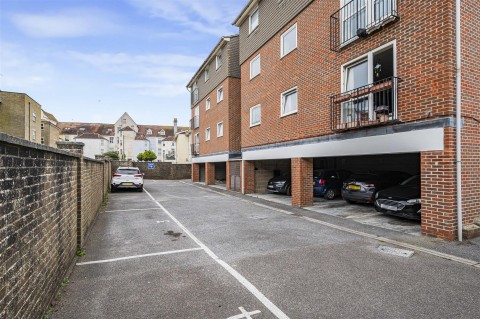 Click the photo for more details of 14 St. Johns Road, Seaford