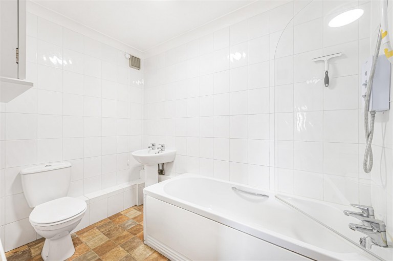 Images for 14 St. Johns Road, Seaford