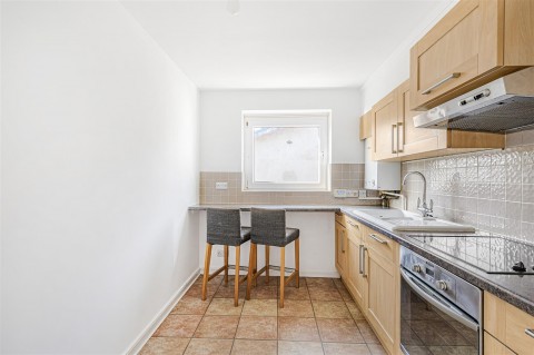 Click the photo for more details of St. Johns Road, Seaford