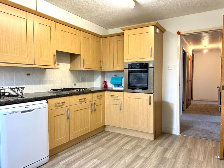 Images for 14 St. Johns Road, Seaford