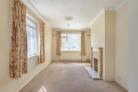 Click the photo for more details of Chyngton Avenue, Seaford
