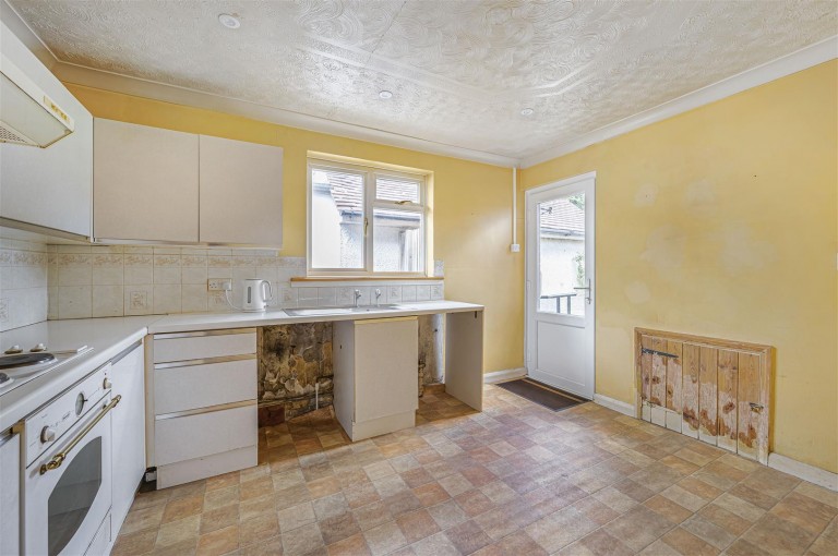 Images for Chyngton Avenue, Seaford