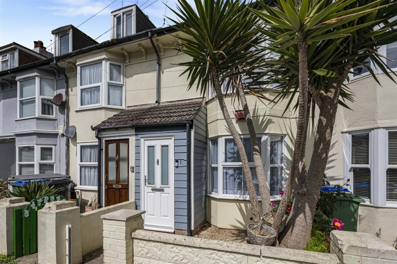 Click the photo for more details of Brooklyn Road, Seaford