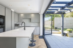 Images for Cresta Road, Newhaven