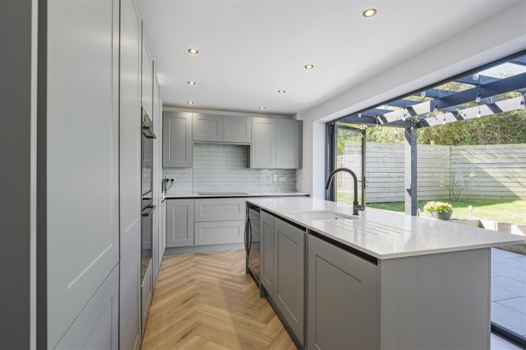 Images for Cresta Road, Newhaven