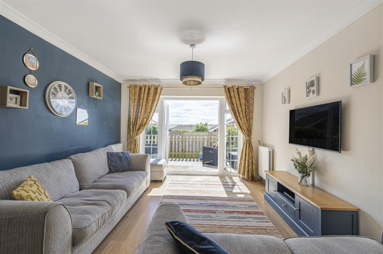 Images for Pinewood Close, Seaford