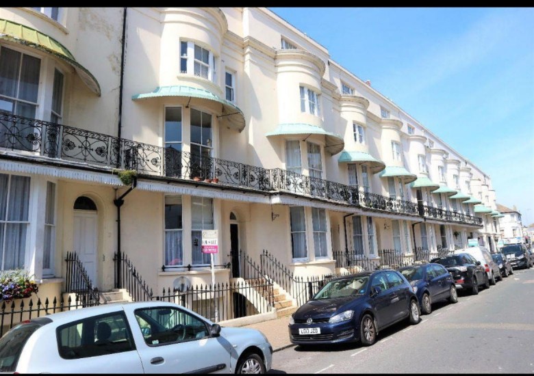Click the photo for more details of Cavendish Place, Eastbourne